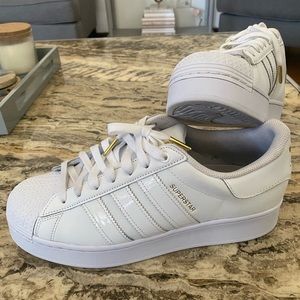 Adidas Superstar Bold Women's Shoes Size 11. Worn twice. White and Gold